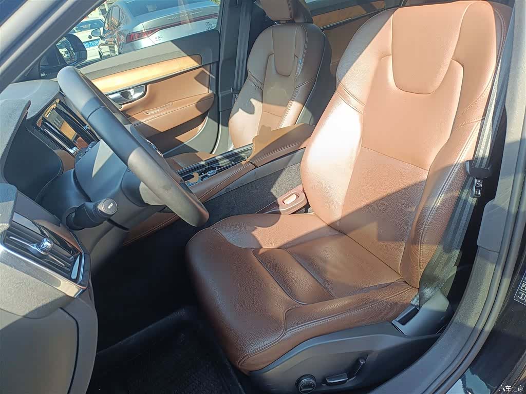 Volvo S90, 2022 11