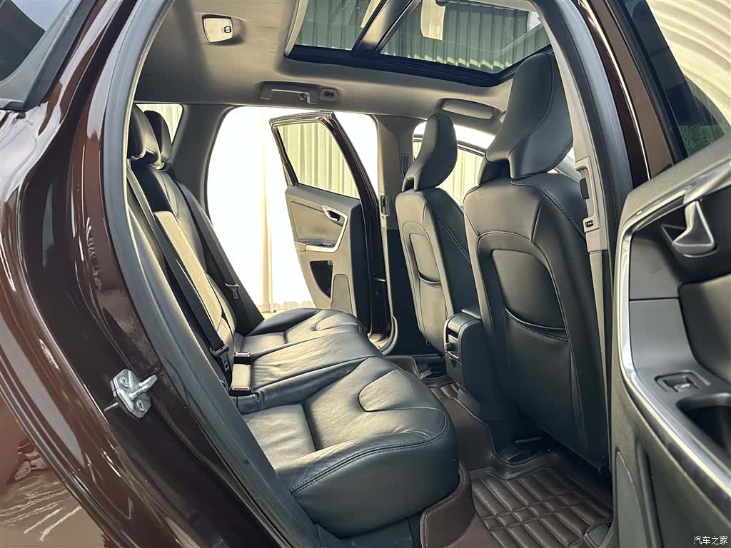 Volvo XC60, 2014 12