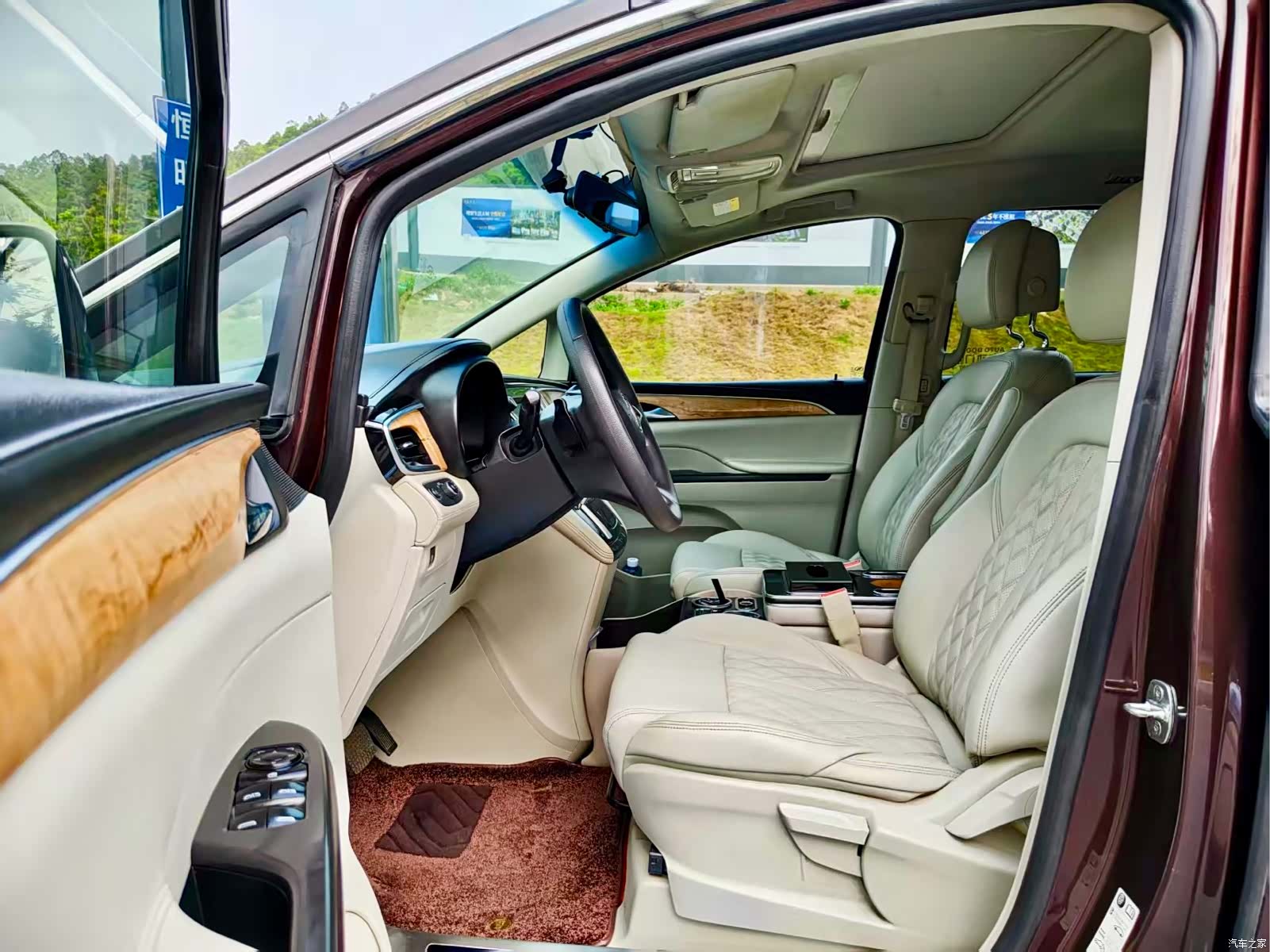 Buick GL8, 2019 4