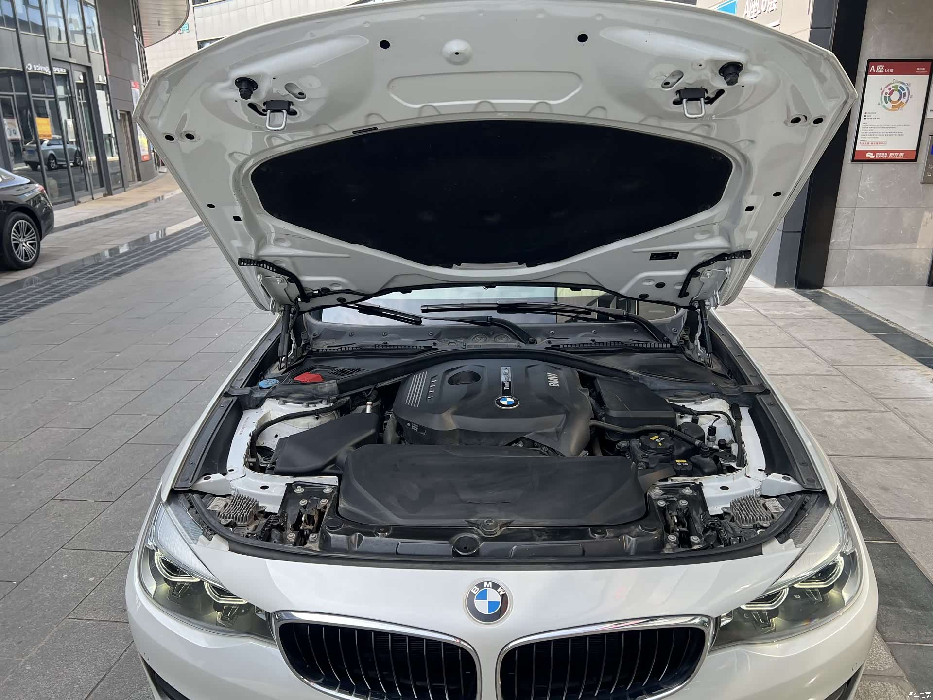 BMW 3 Series, 2018 18