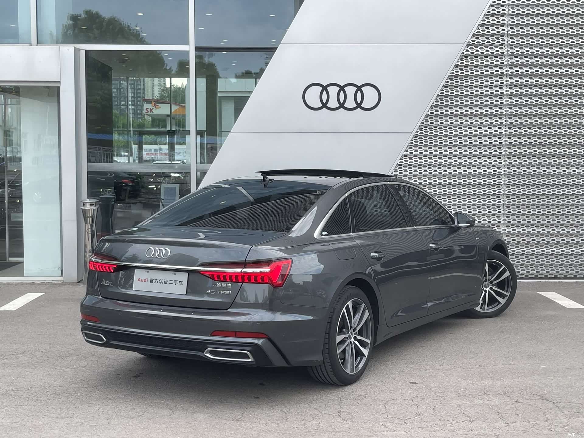 Audi A6L, 2021 3