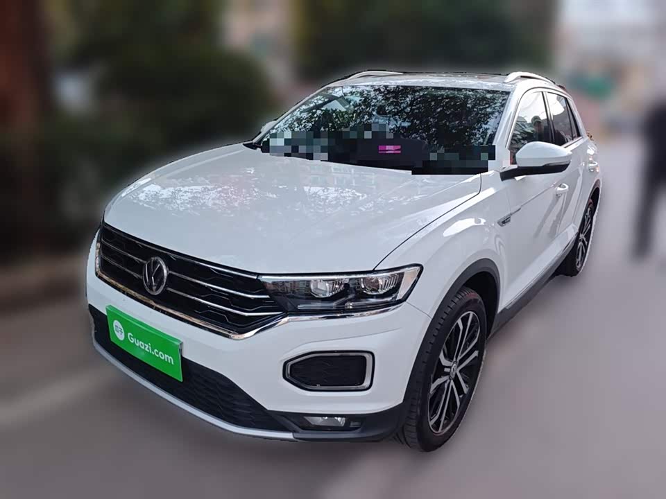 Volkswagen T-ROC exploring Songs