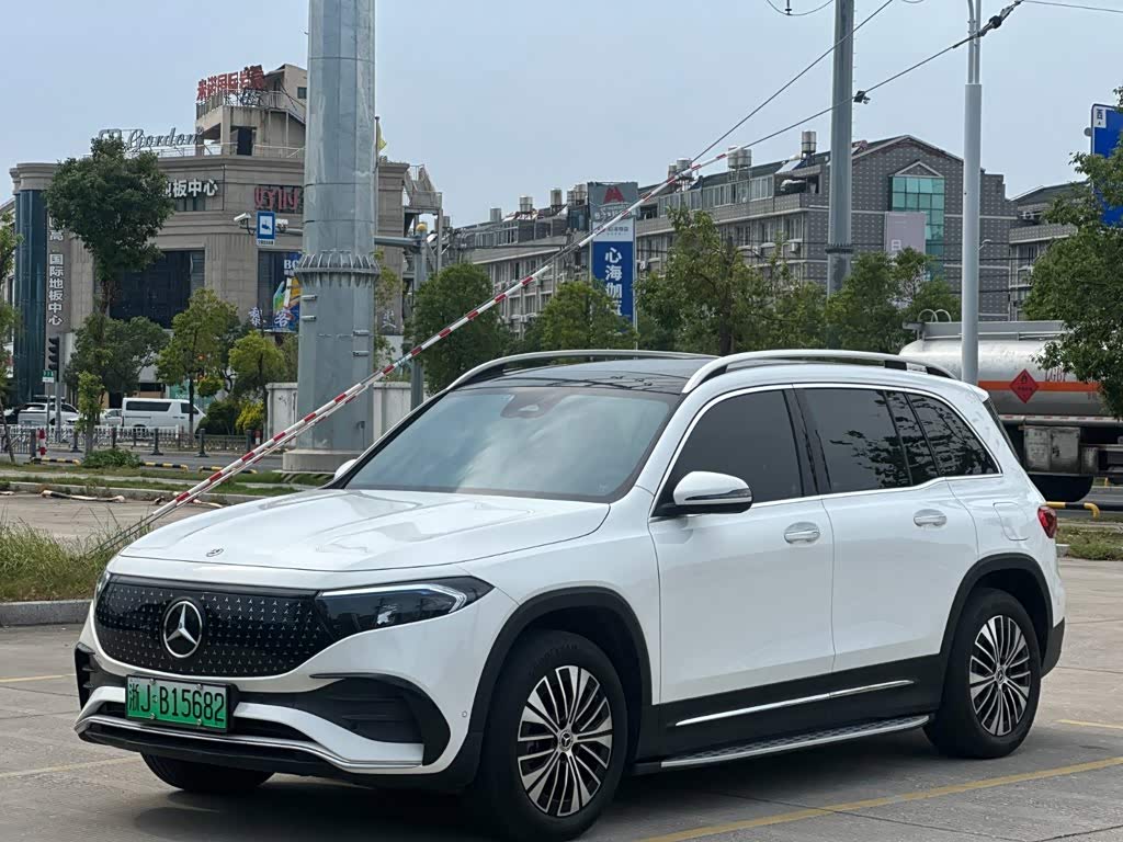 Mercedes-Benz EQB