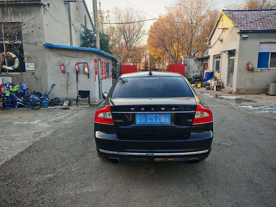 Volvo S80L