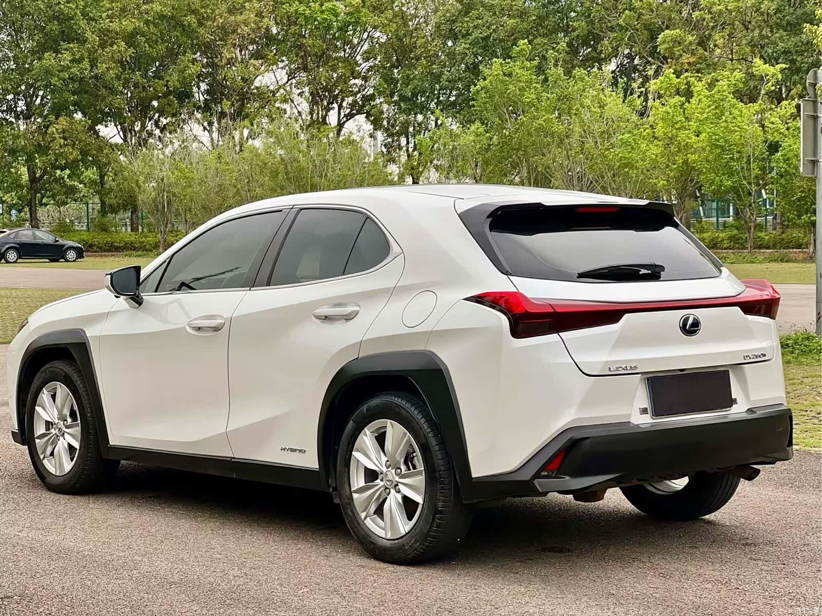 Lexus UX, 2019 7