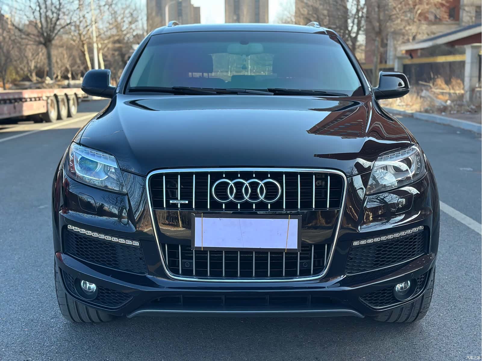 Audi Q7, 2013 1