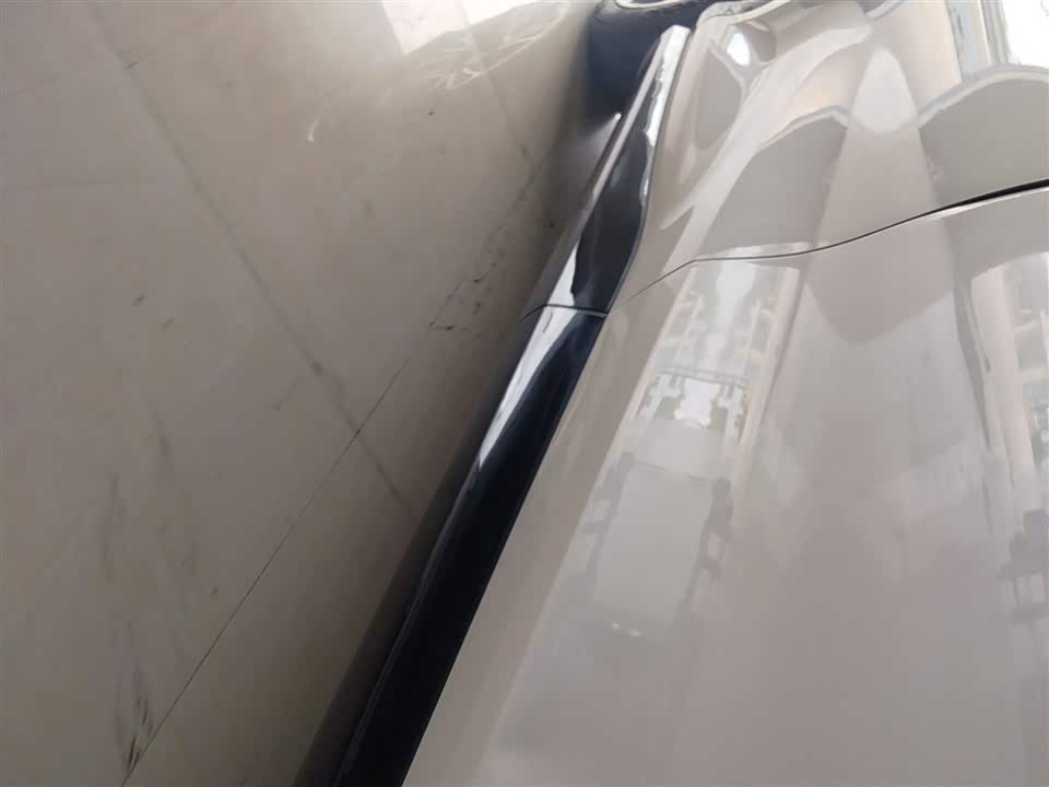 IM Motors Zhiji LS7 IM Motors Zhiji LS7