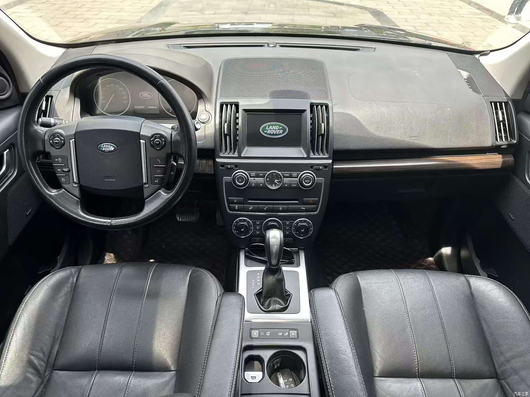 Land Rover SD4, 2014 8