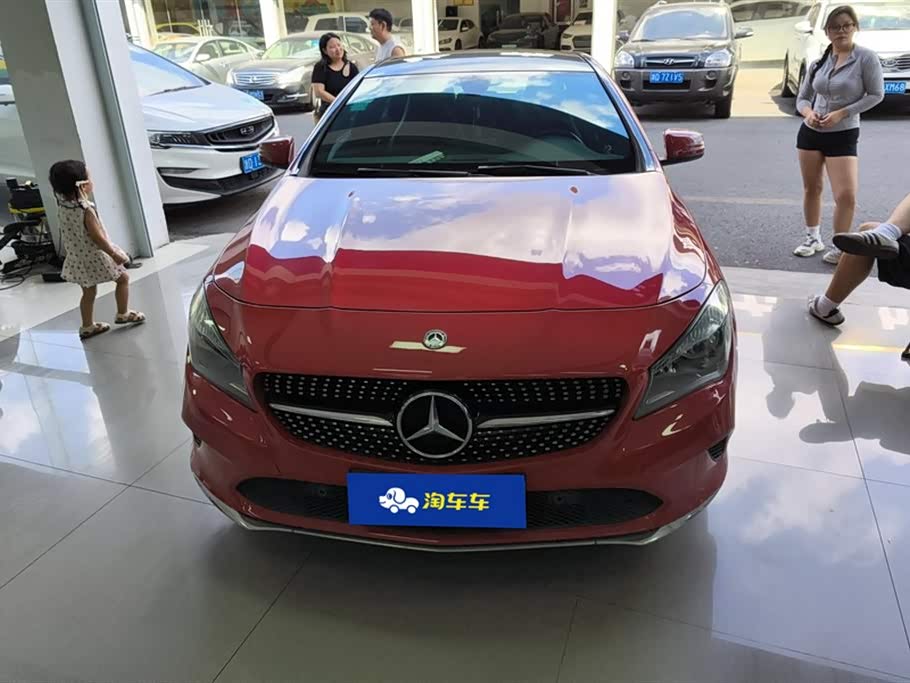 Mercedes-Benz CLA