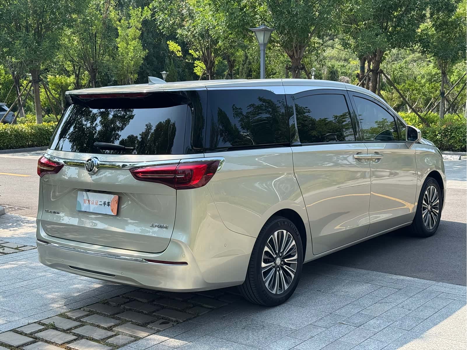 Buick GL8, 2021 6