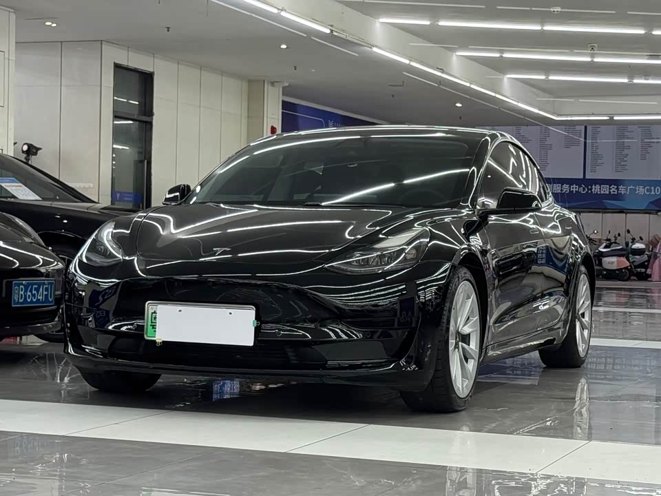 Tesla Model 3 Tesla Model 3