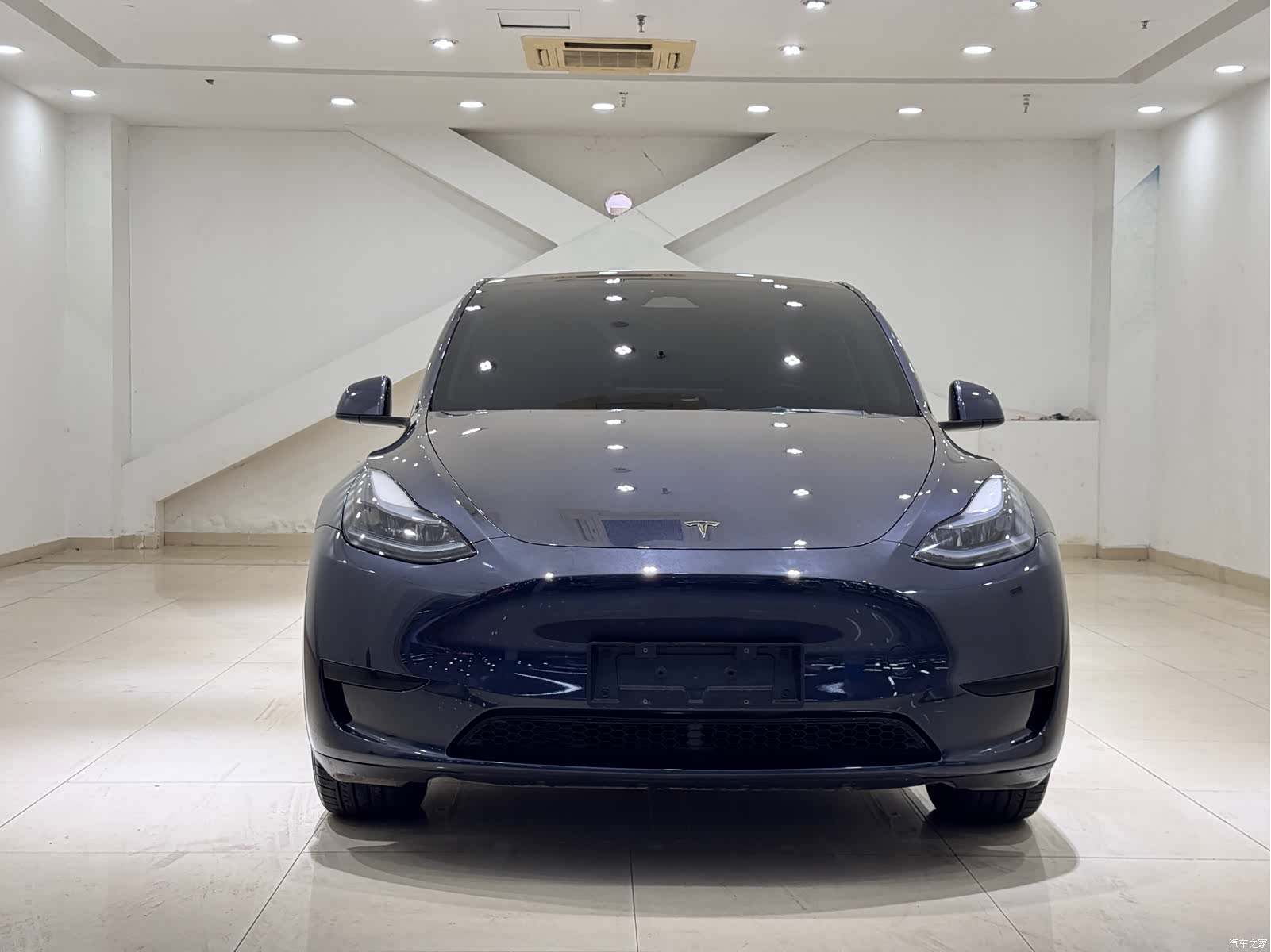 Tesla Model Y, 2024 2