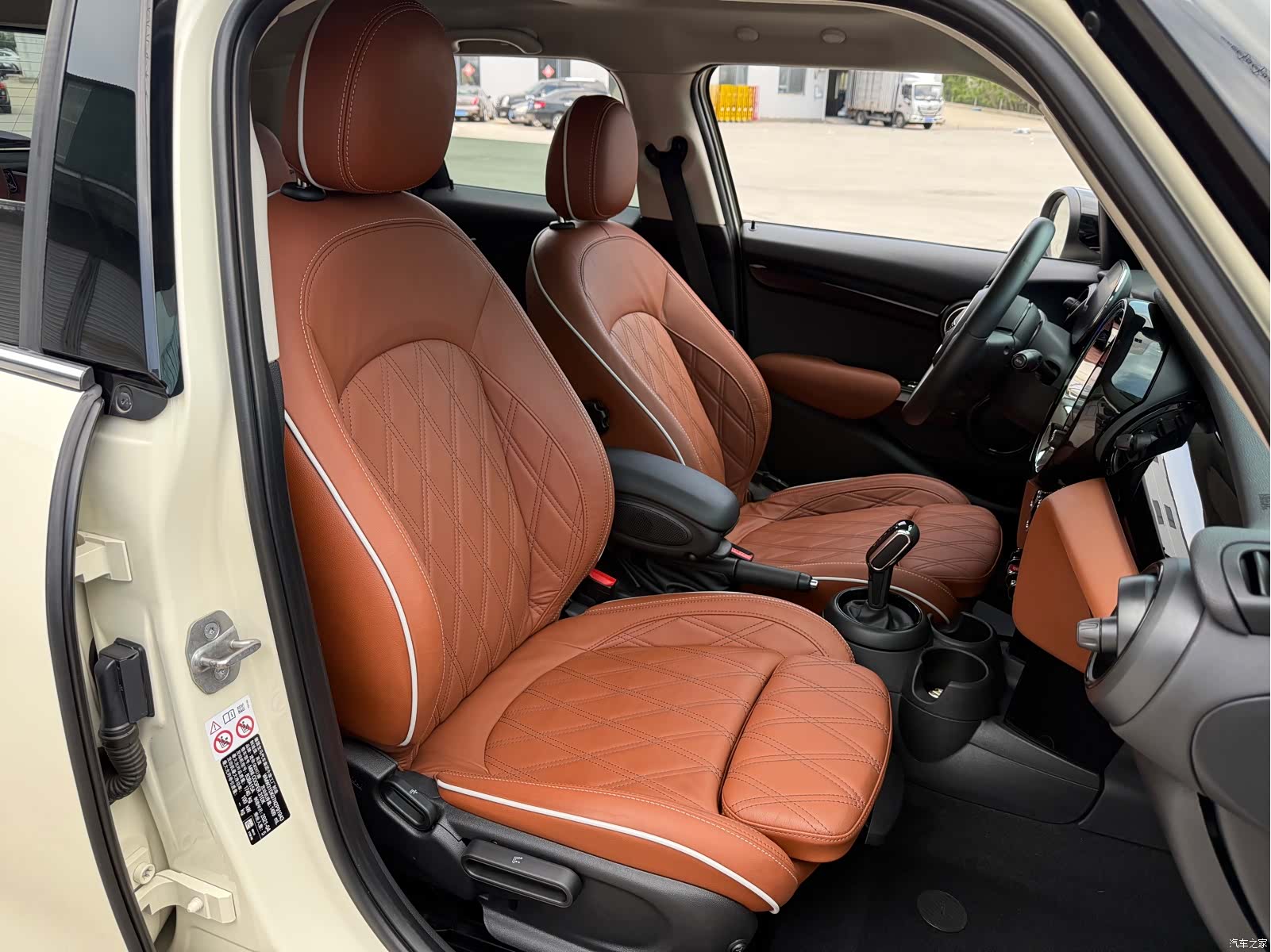 Mini Cooper, 2022 16