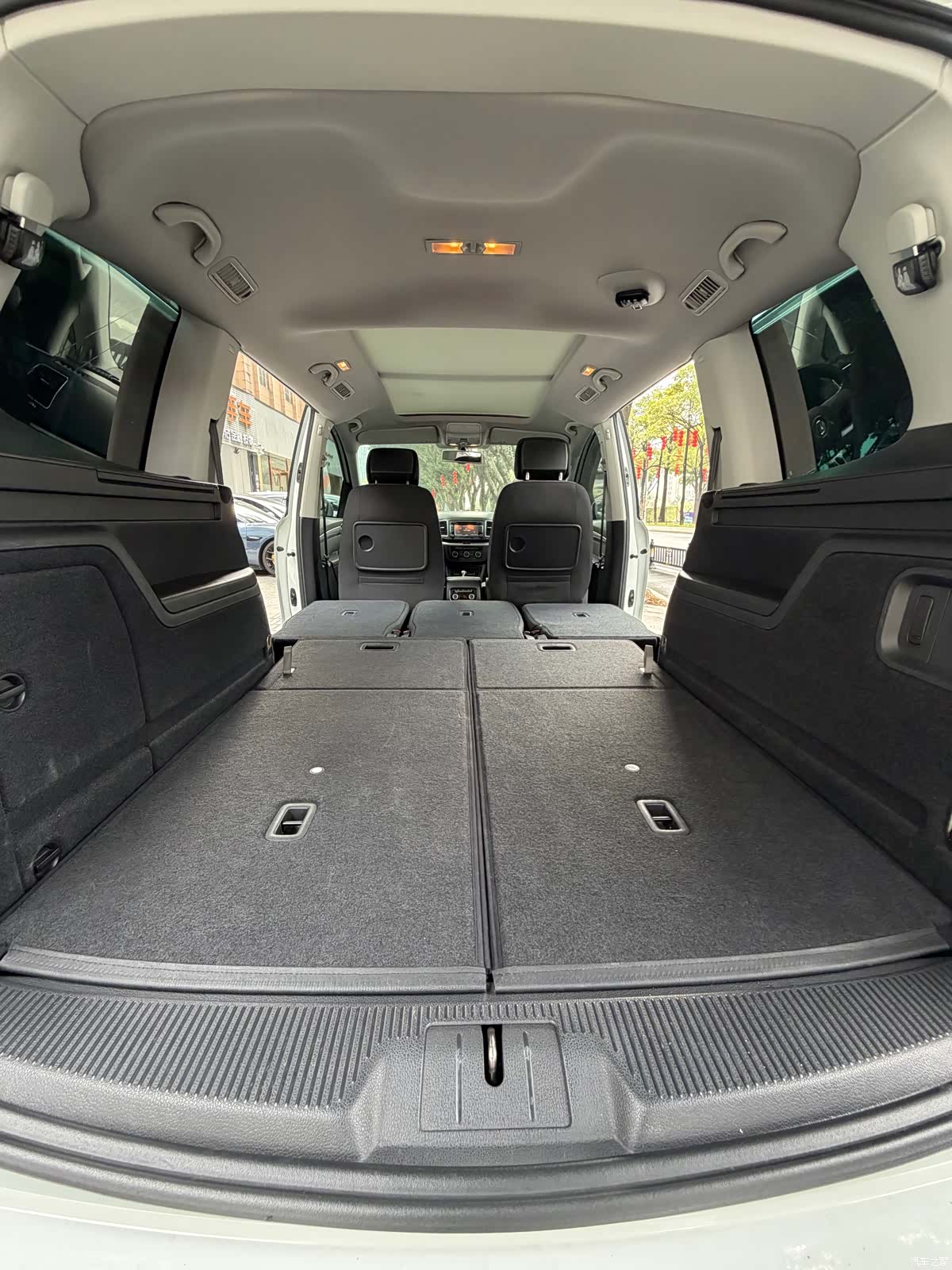 Volkswagen Xia, 2017 10