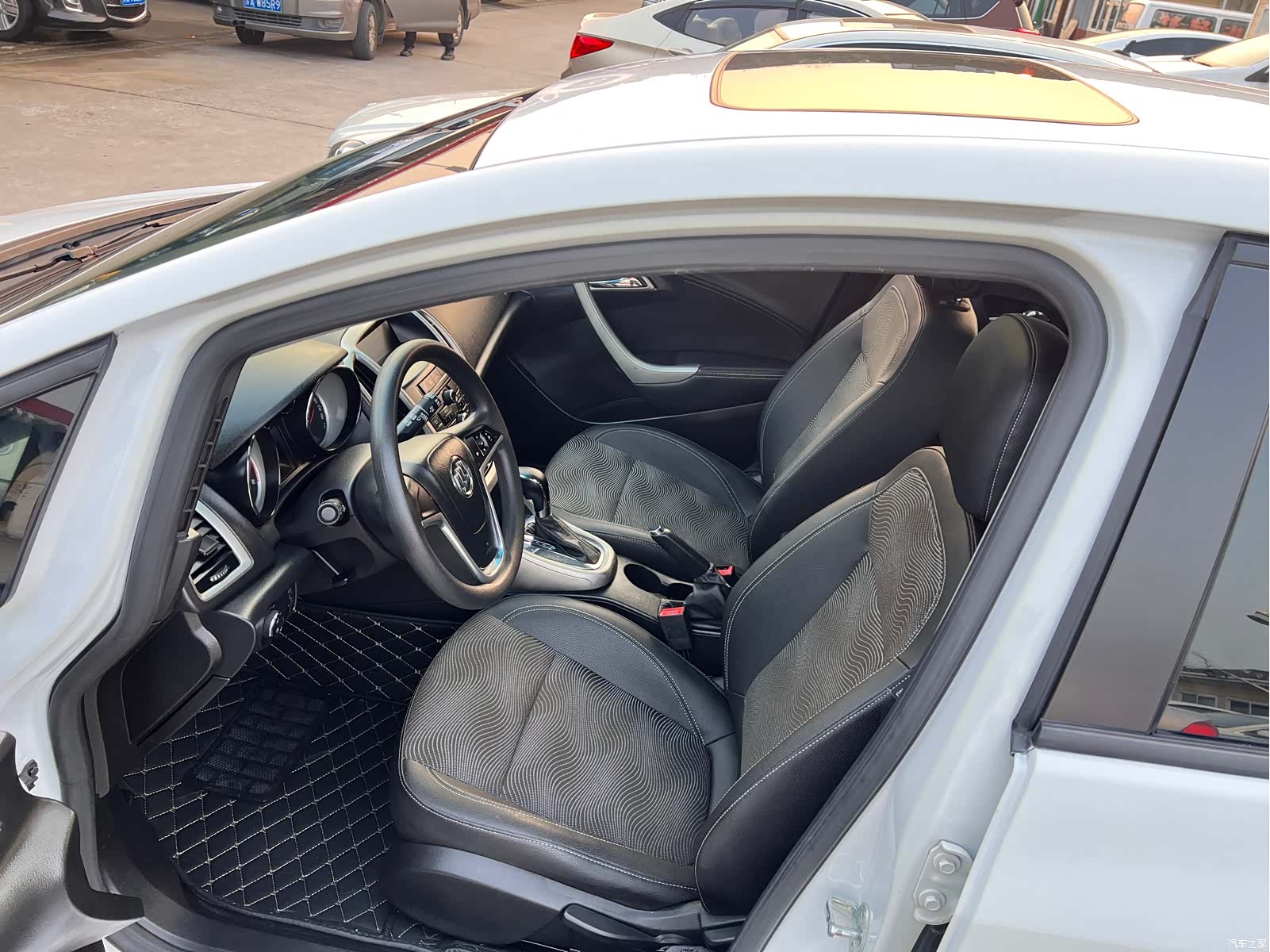 Buick XT, 2014 9