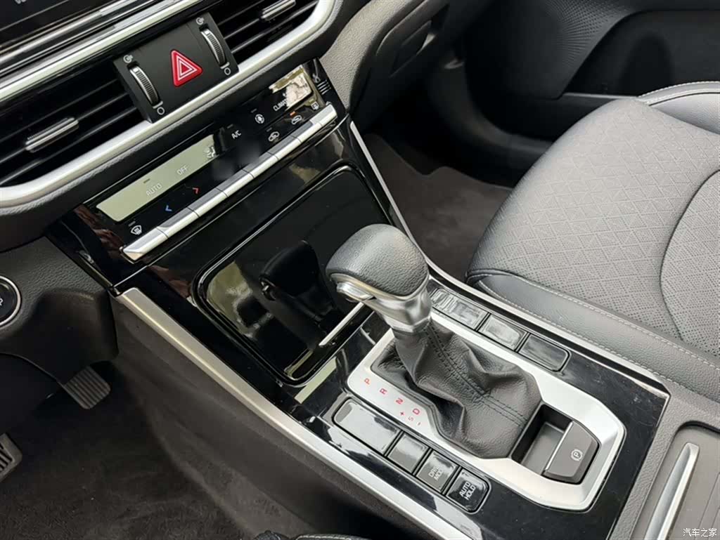 Kia K3, 2022 14