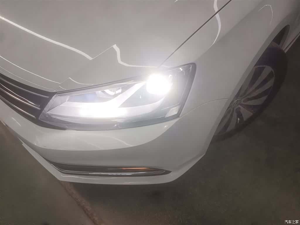 Volkswagen Sagitar, 2017 24