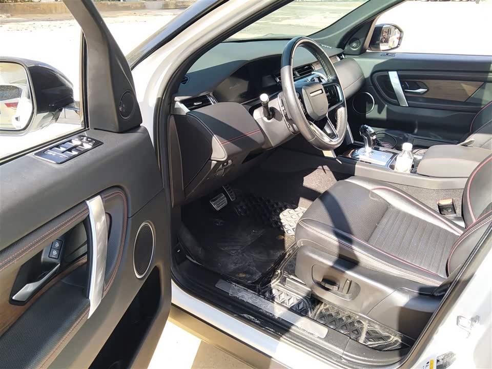 Land Rover Discover sports