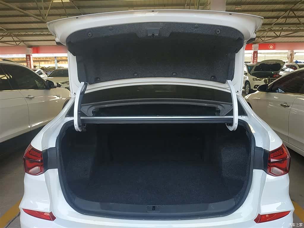 Chevrolet 320, 2021 9