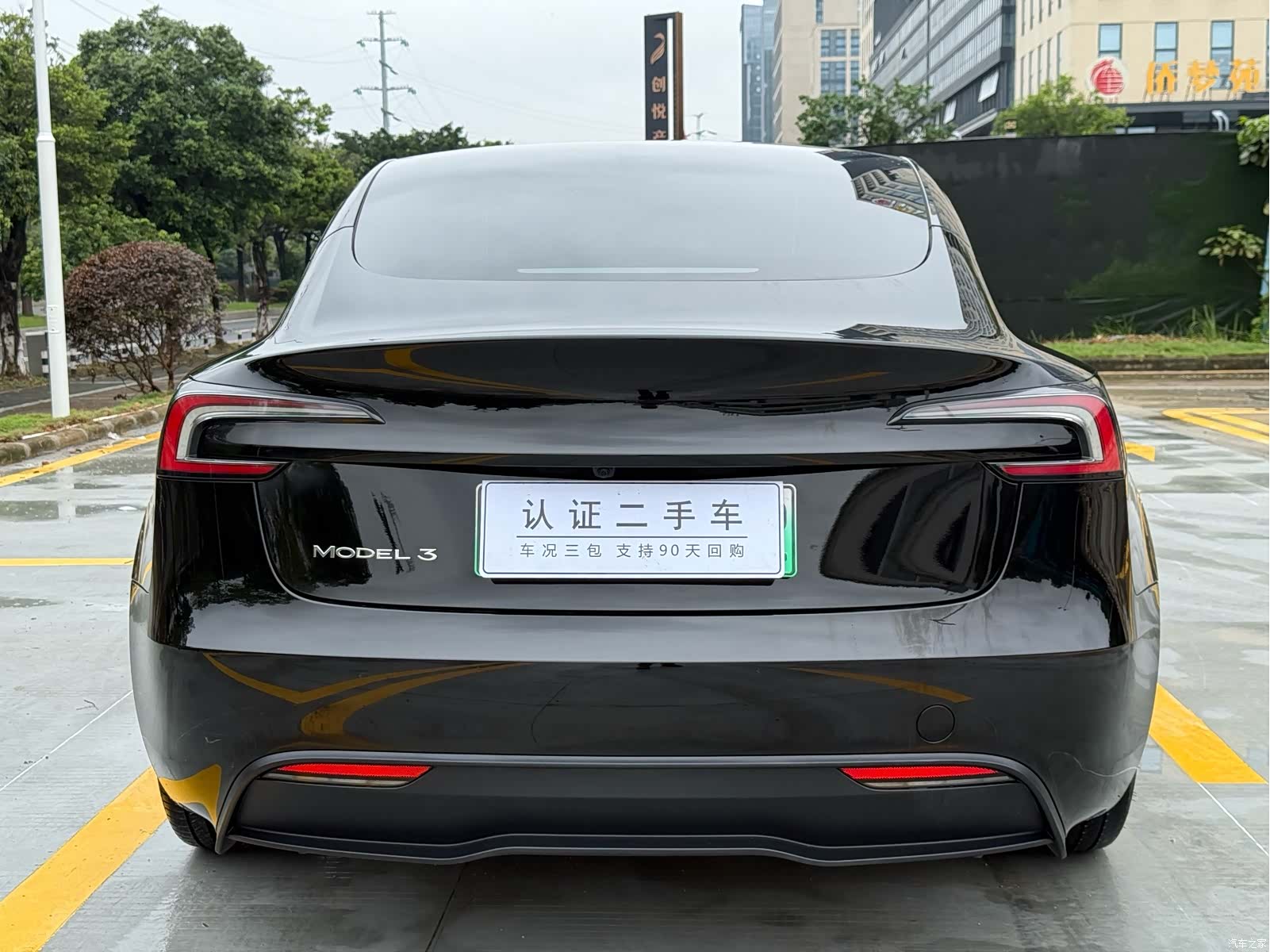 Tesla Model 3, 2024 14