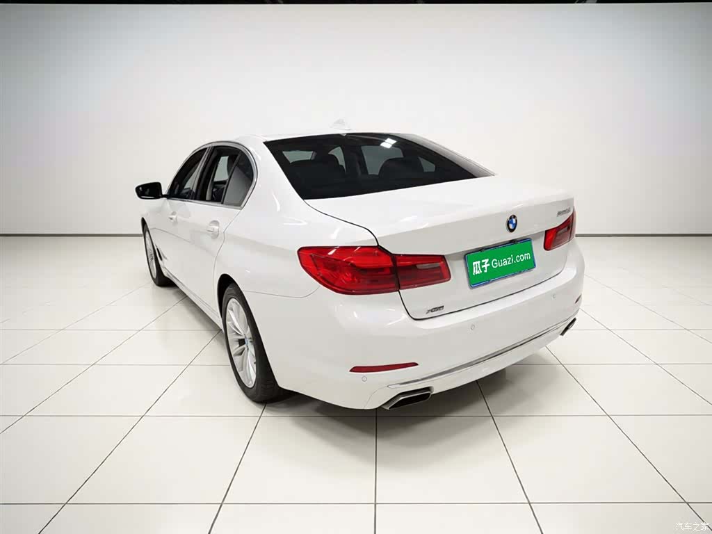 BMW 5 Series, 2018 9