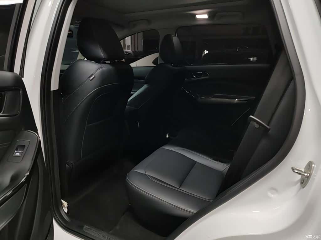 Chery Tiggo 8, 2018 17