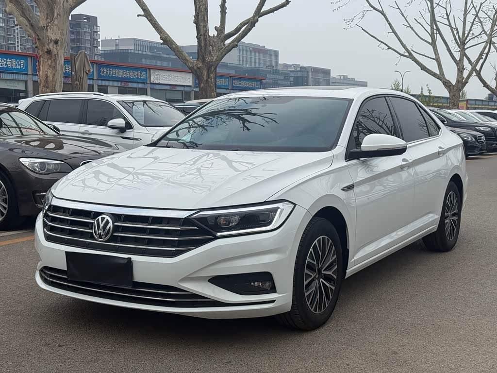Volkswagen Sagitar