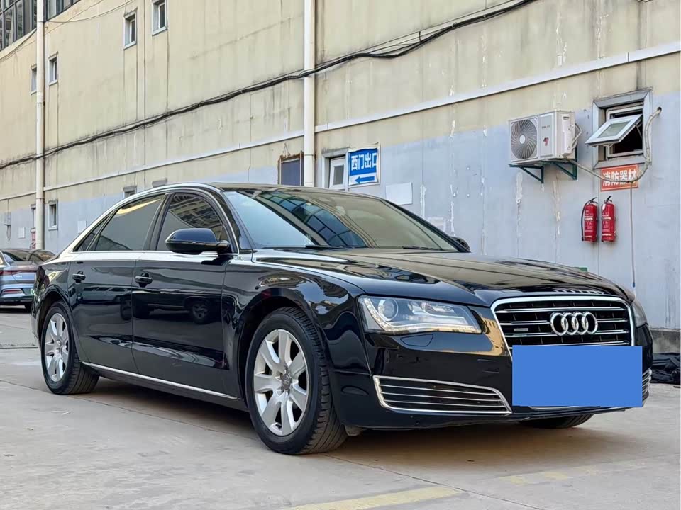 Audi A8