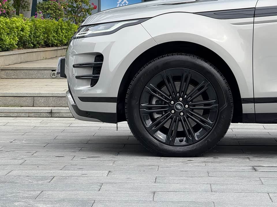 Land Rover Range Rover Aurora