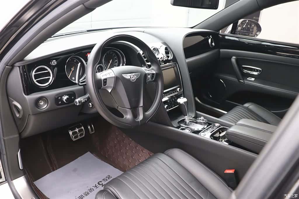 Bentley Flying Spur, 2020 14