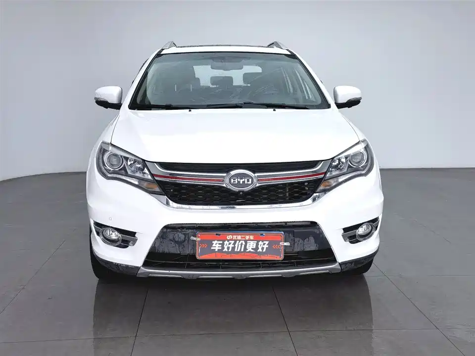 BYD S7