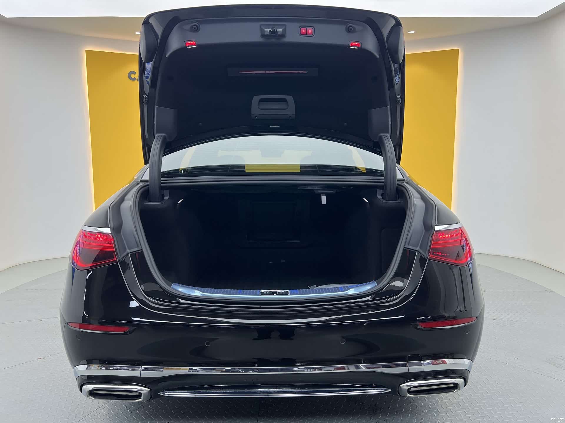 Maybach S-Class, 2021 38