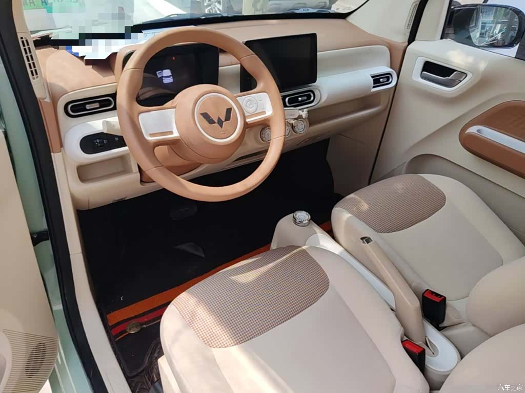 Wuling MINIEV, 2024 10