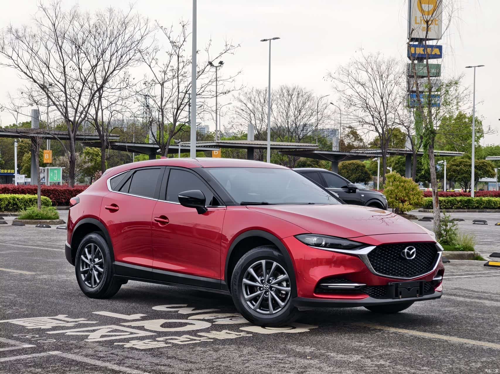 Mazda CX-4, 2023 3