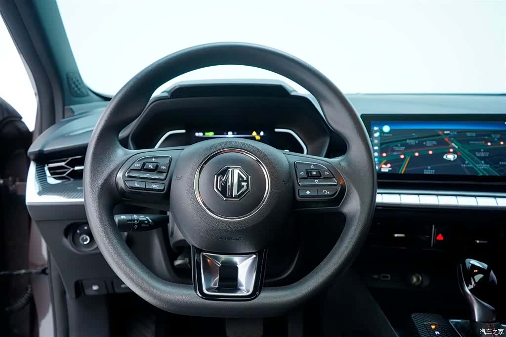 MG MG5, 2022 19
