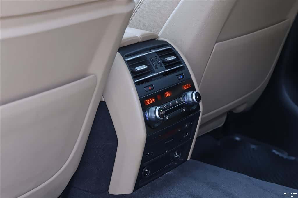 BMW 7 Series, 2013 17