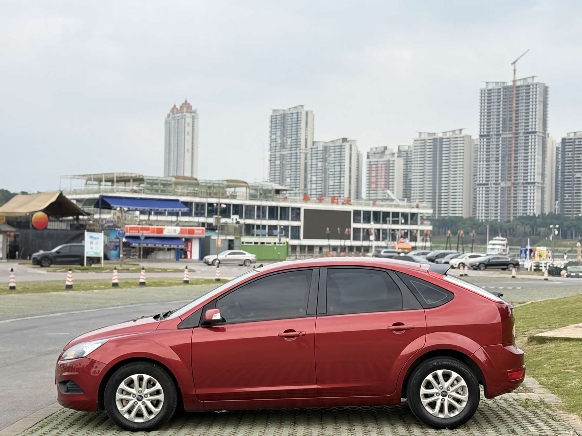 Ford Focus, 2015 7