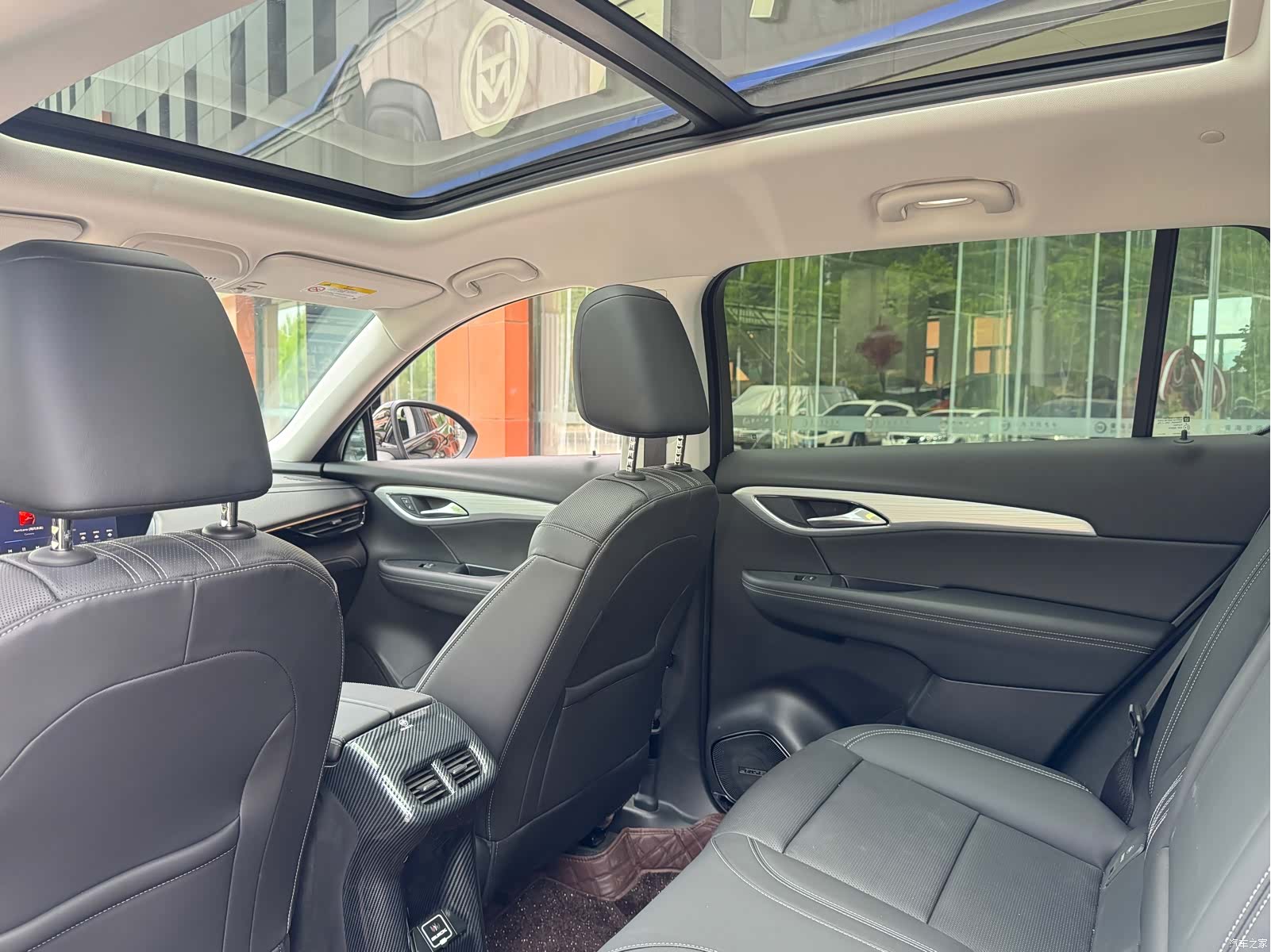 Buick Envision Plus, 2025 11