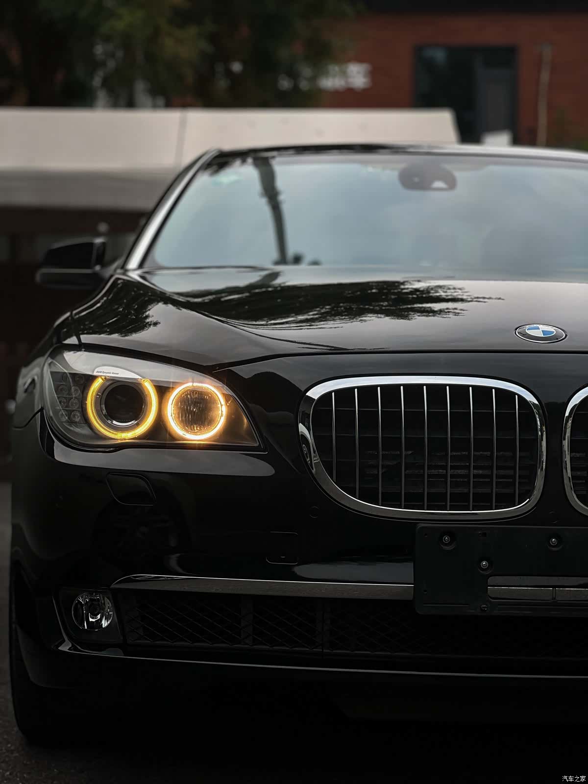 BMW 7 Series, 2011 4