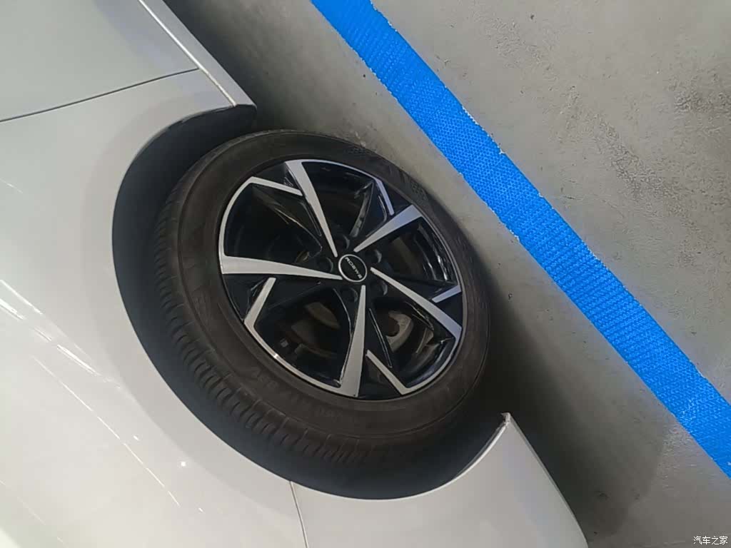 Roewe i5, 2025 23