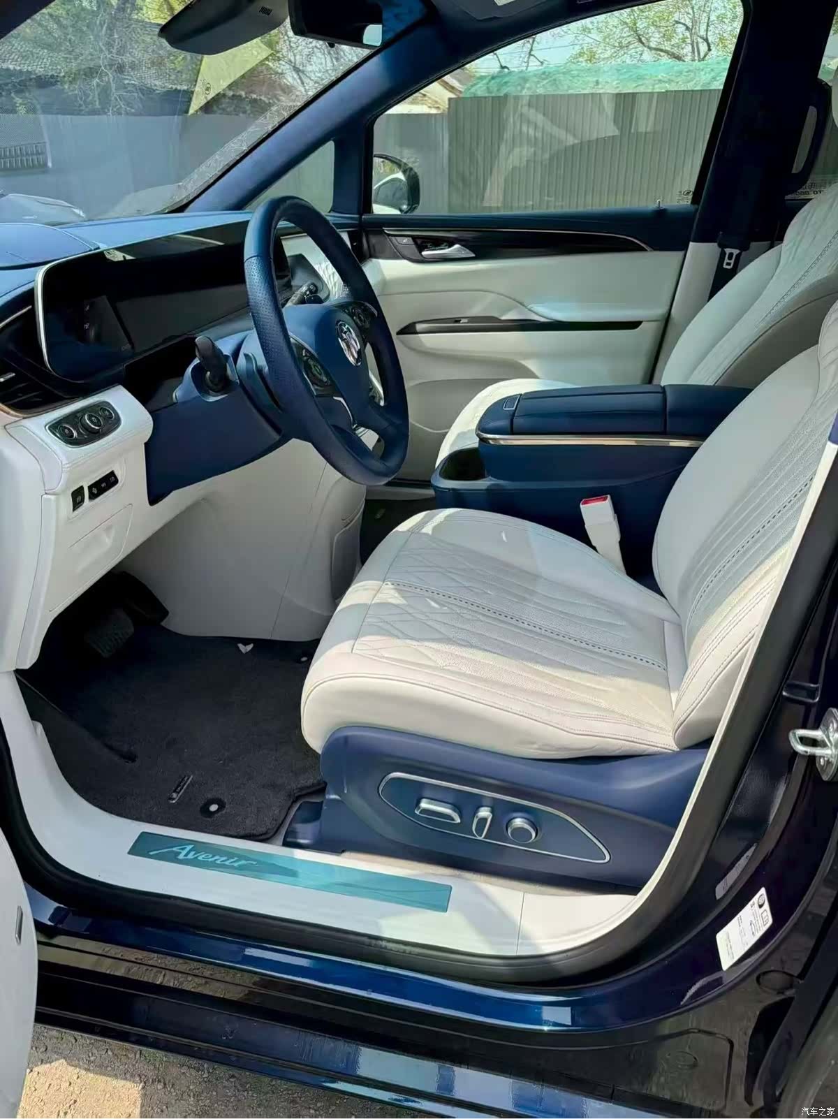 Buick GL8, 2020 11