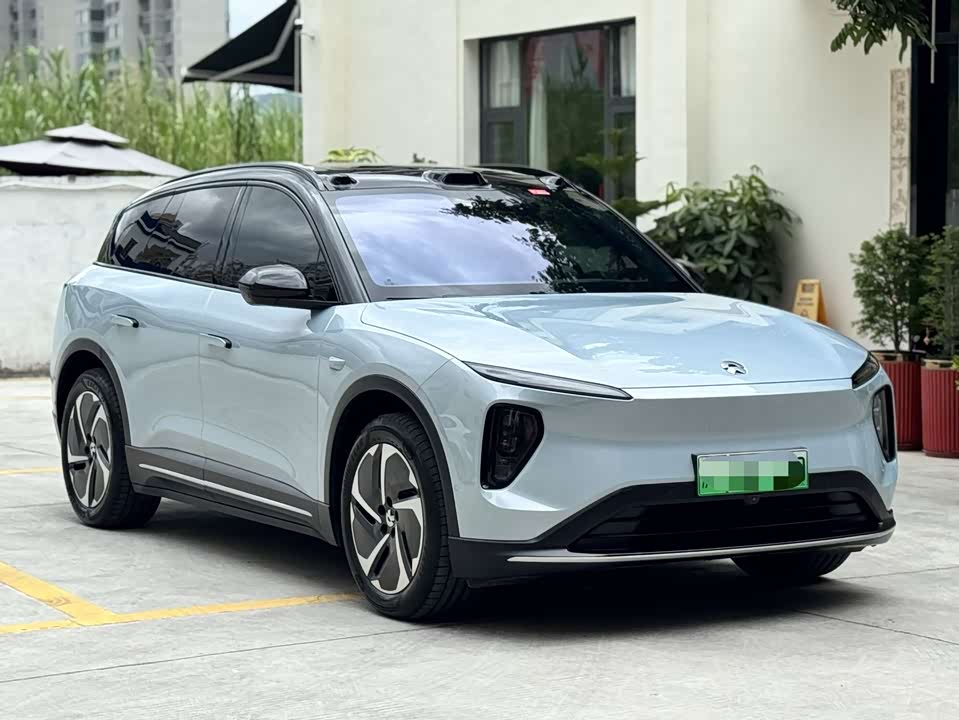 NIO ES6