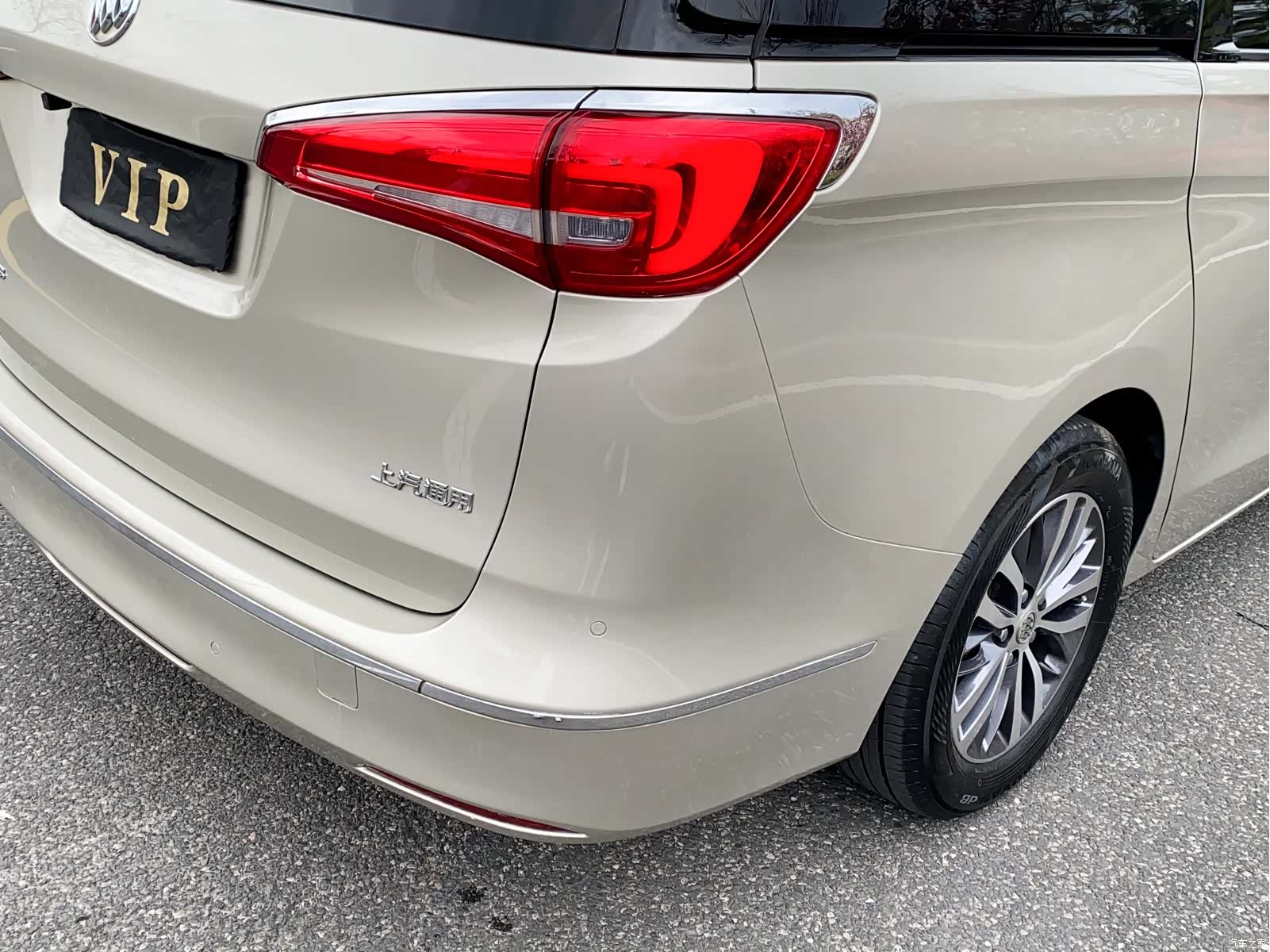 Buick GL8, 2018 9