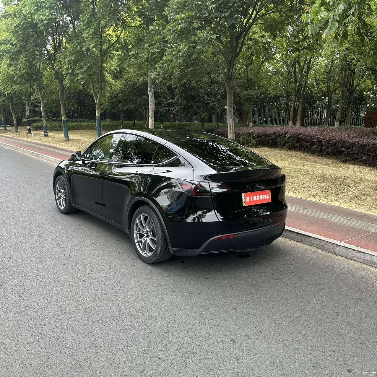 Tesla Model Y, 2024 10