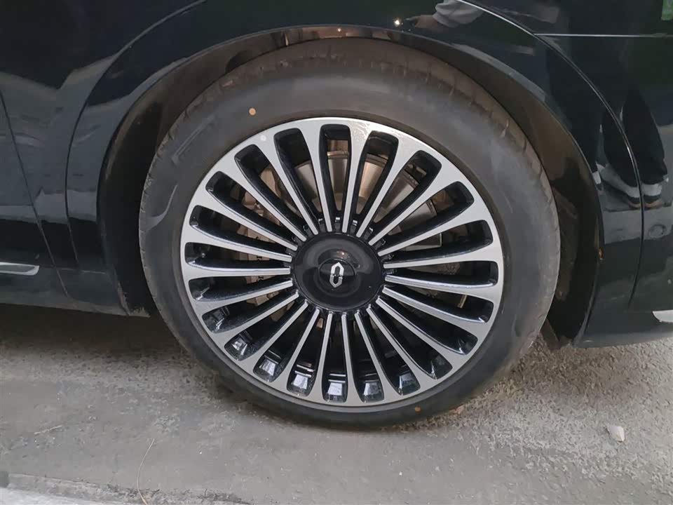 AITO Ask the world M9