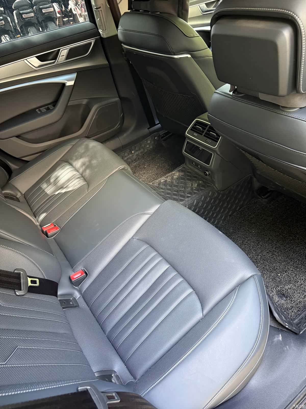 Audi A6L, 2025 6