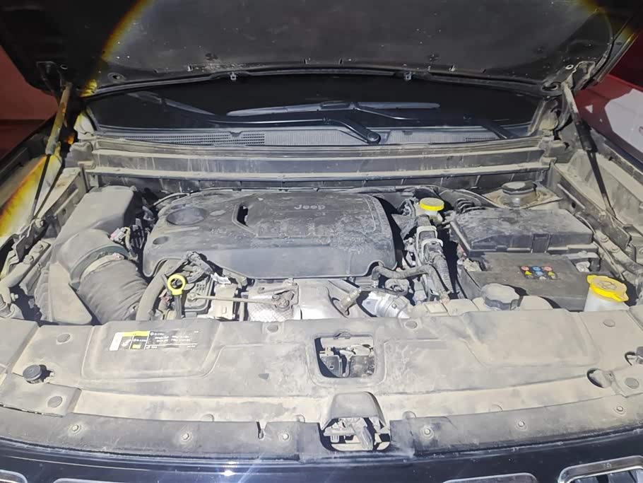 Jeep Grand Commander