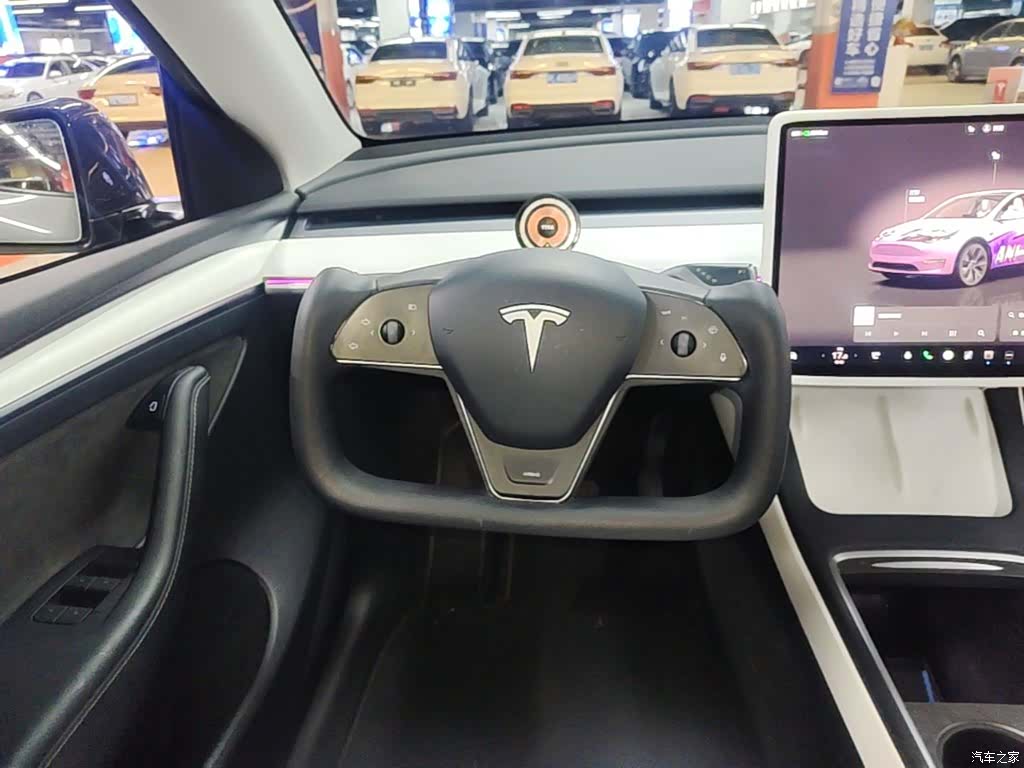 Tesla Model Y, 2024 11