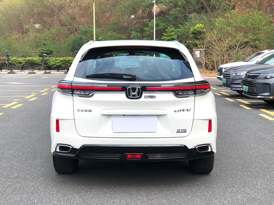 Honda UR-V