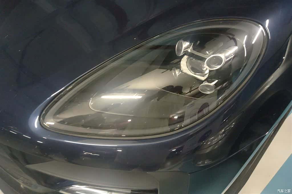 Porsche Macan, 2022 4